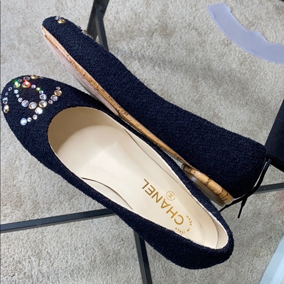 Authentic Chanel flat shoes - Picture 4 of 8